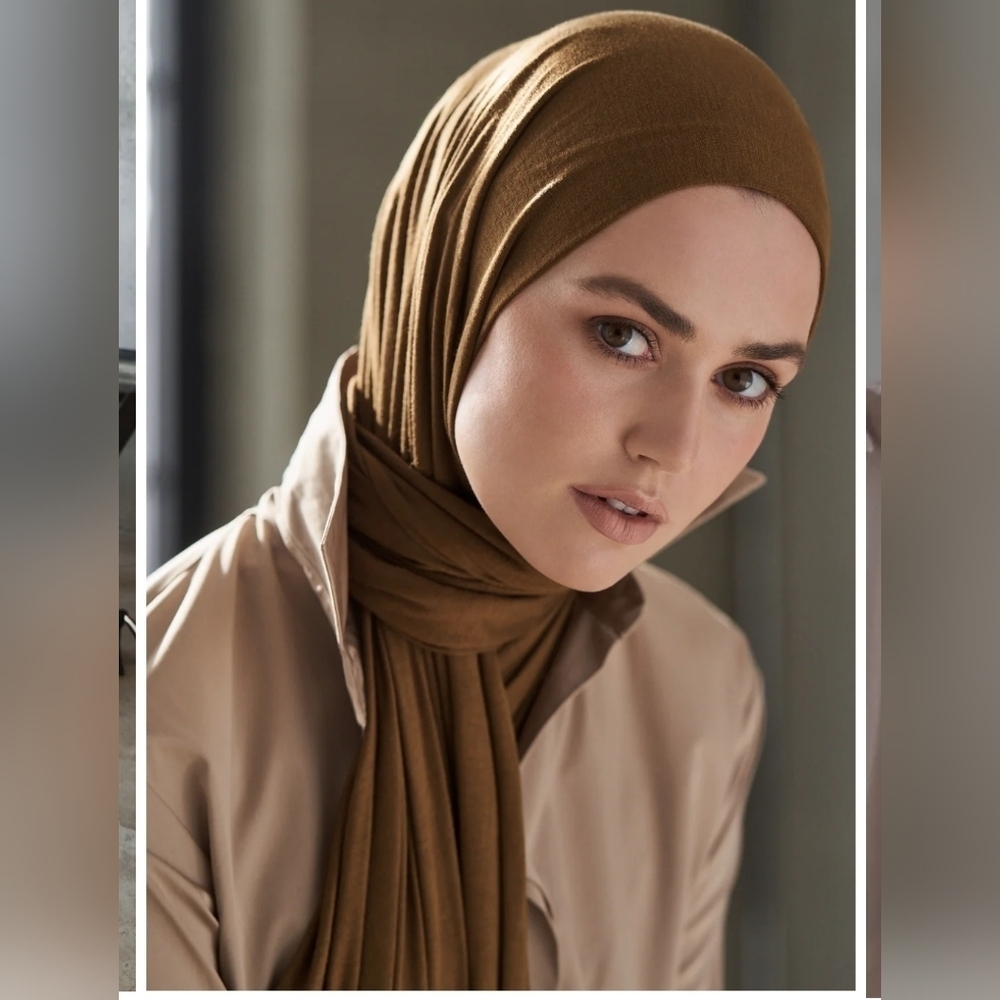Haute Hijab - Bronze Chestnut/Royal Blue Scarf's